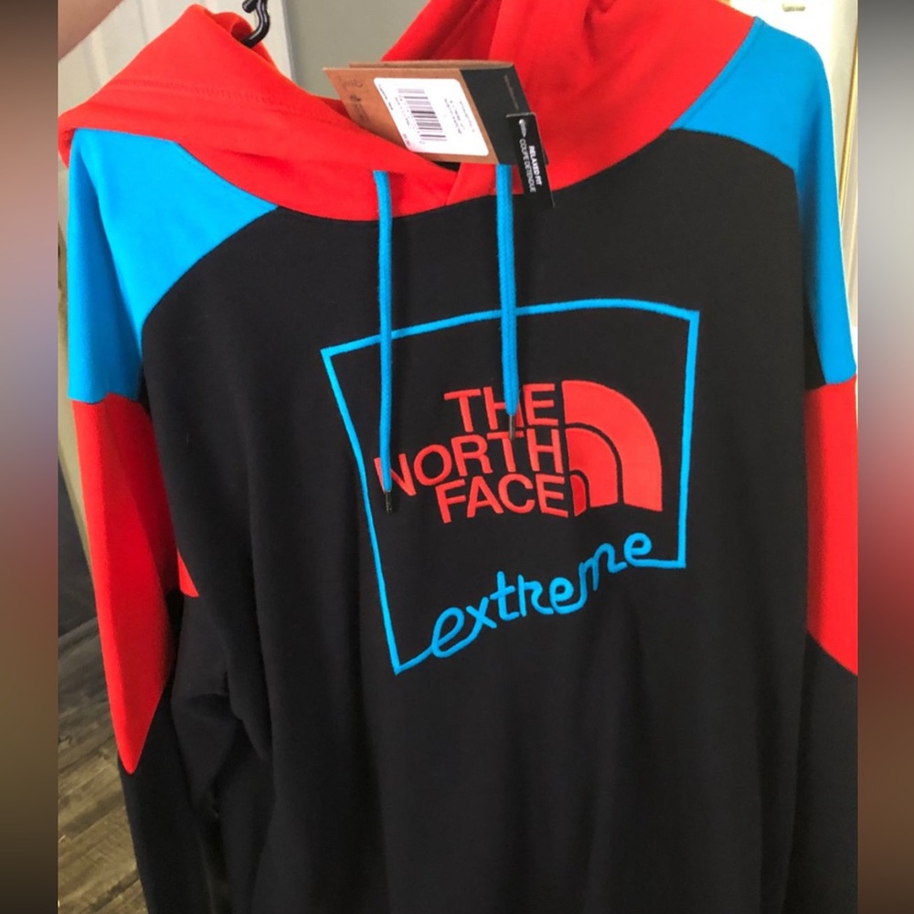 The North Face Extreme brand new sweater with tags.